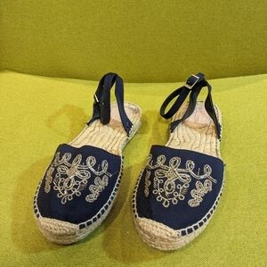 Oscar de la Renta Espadrilles color blue with gold embroidery size EU 41…